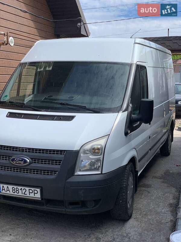 Вантажний фургон Ford Transit 2013 в Києві