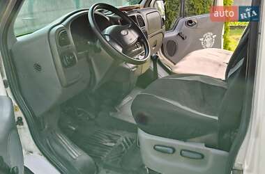 Грузовой фургон Ford Transit 2005 в 