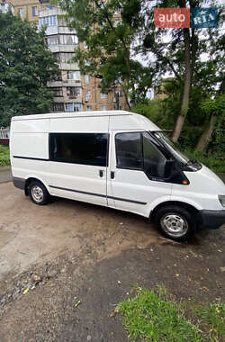 Грузовой фургон Ford Transit 2005 в 