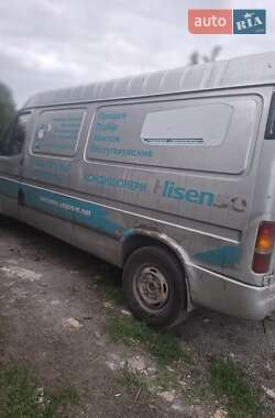 Вантажний фургон Ford Transit 2000 в 