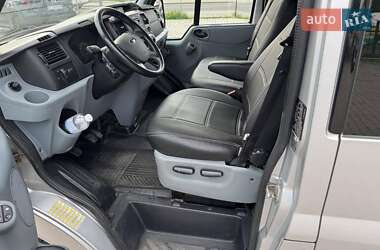 Мікроавтобус Ford Transit 2013 в 