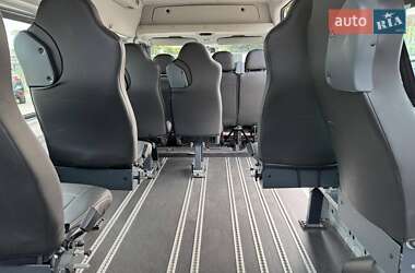 Мікроавтобус Ford Transit 2013 в 