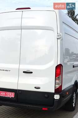 Грузовой фургон Ford Transit 2018 в 