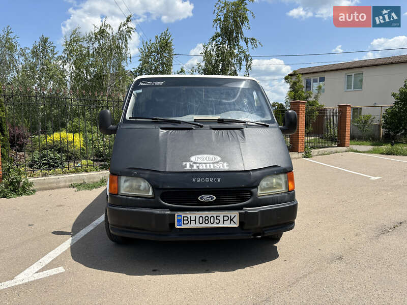 Вантажний фургон Ford Transit 1999 в Роздільній