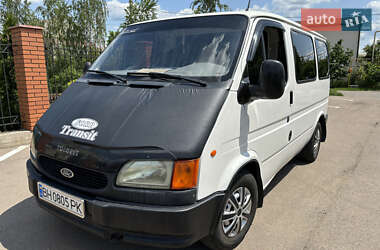 Грузовой фургон Ford Transit 1999 в 