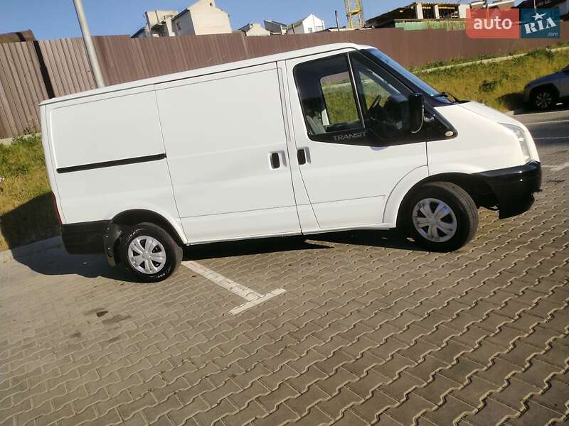 Грузовой фургон Ford Transit 2012 в Тернополе