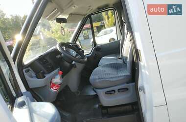 Грузовой фургон Ford Transit 2012 в 