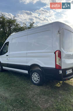 Грузовой фургон Ford Transit 2018 в 