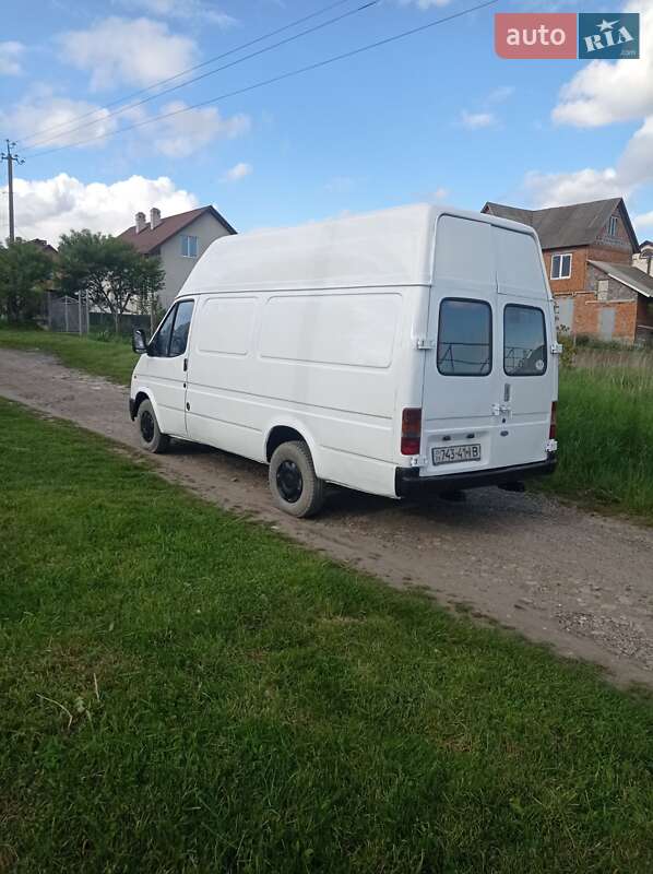 Грузовой фургон Ford Transit 1981 в Бурштыне