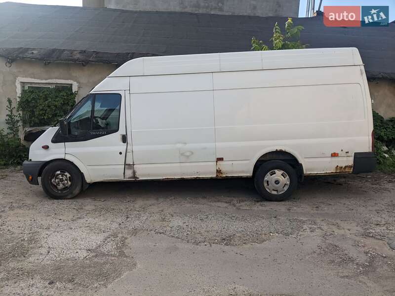 Ford Transit 2011