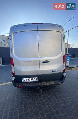 Грузовой фургон Ford Transit 2015 в 