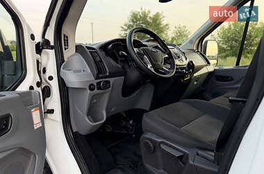 Грузовой фургон Ford Transit 2017 в 