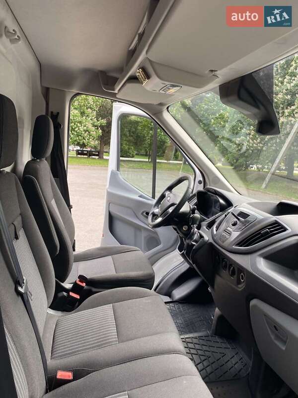 Грузовой фургон Ford Transit 2015 в Желтых Водах