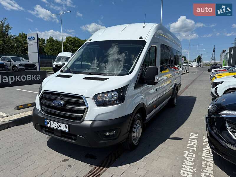Мікроавтобус Ford Transit 2023 в 
