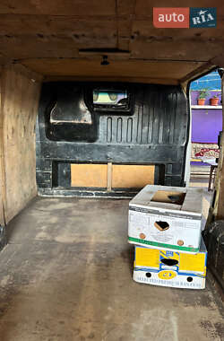 Вантажний фургон Ford Transit 2006 в 