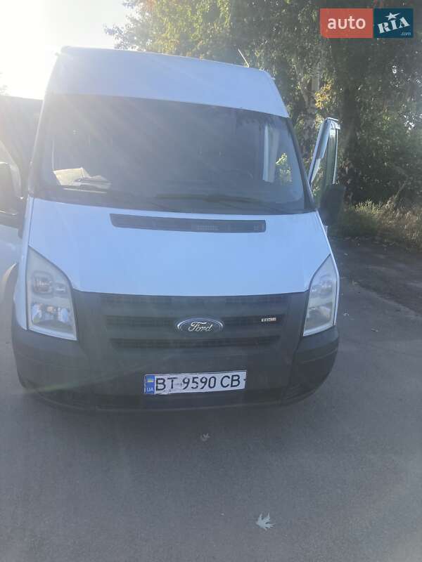 Вантажний фургон Ford Transit 2011 в Києві