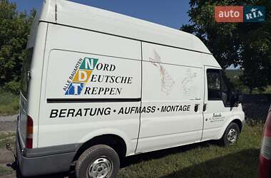 Грузовой фургон Ford Transit 2001 в 