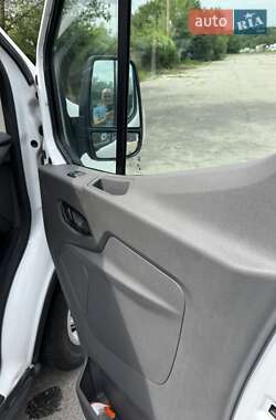 Грузовой фургон Ford Transit 2022 в 