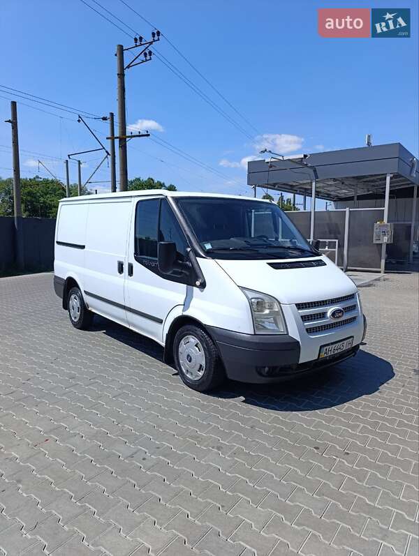 Вантажний фургон Ford Transit 2011 в Києві
