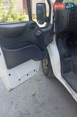 Грузовой фургон Ford Transit 2004 в 