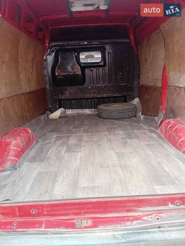 Вантажний фургон Ford Transit 2004 в Тернополі