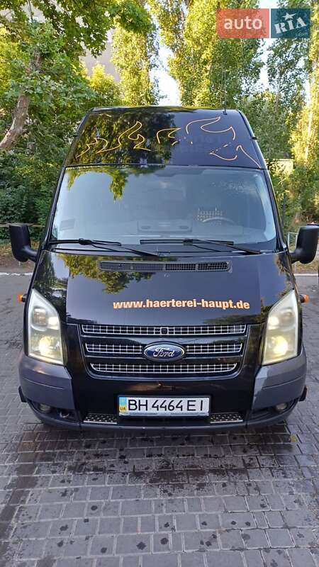Ford Transit 2012