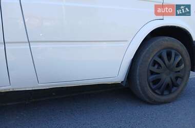 Микроавтобус Ford Transit 2000 в 