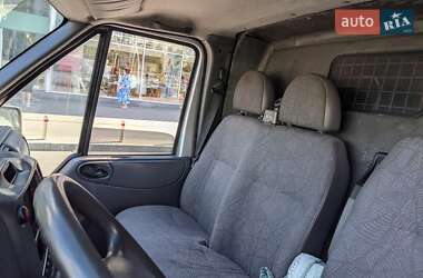 Вантажний фургон Ford Transit 2005 в 