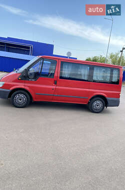 Вантажопасажирський фургон Ford Transit 2005 в 