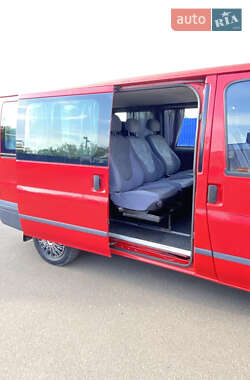 Вантажопасажирський фургон Ford Transit 2005 в 