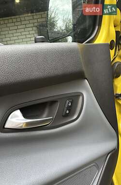 Грузовой фургон Ford Transit 2017 в 