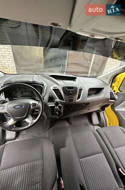 Грузовой фургон Ford Transit 2017 в 
