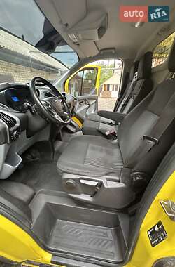 Грузовой фургон Ford Transit 2017 в 