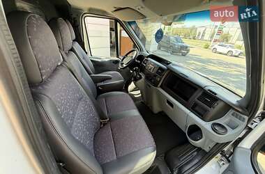 Грузовой фургон Ford Transit 2013 в 