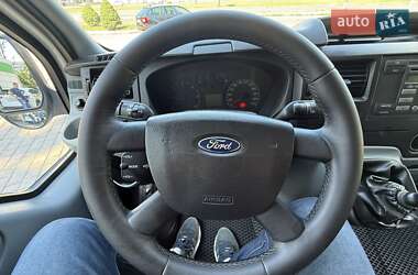 Грузовой фургон Ford Transit 2013 в 