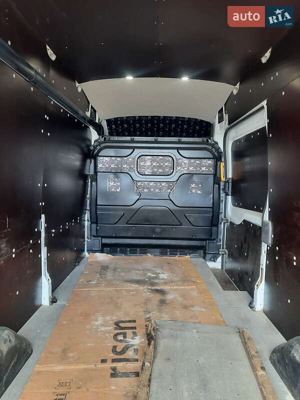 Грузовой фургон Ford Transit 2023 в Чернигове