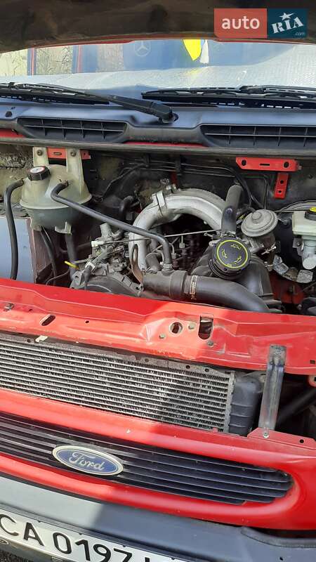 Микроавтобус Ford Transit 2000 в Южноукраинске