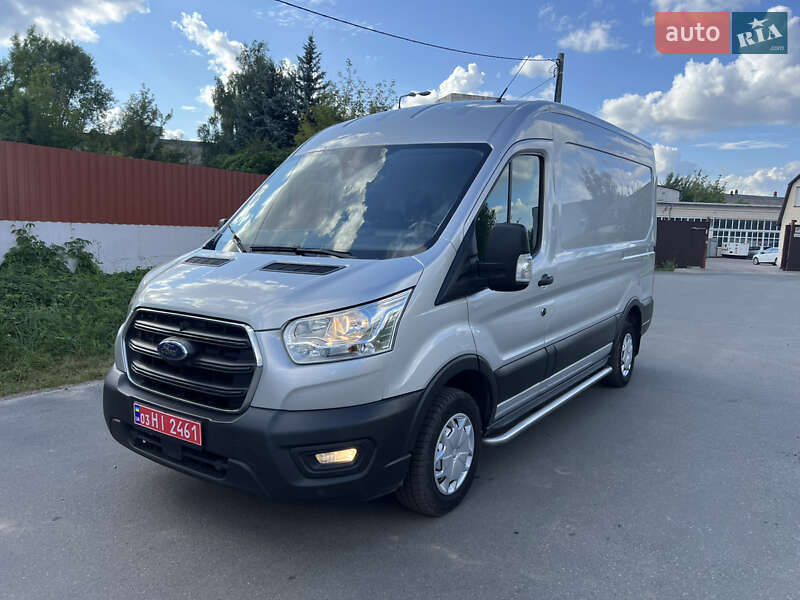 Ford Transit 2021