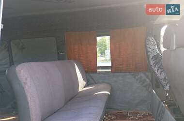Грузопассажирский фургон Ford Transit 2001 в 