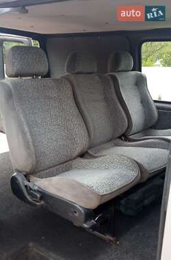 Грузопассажирский фургон Ford Transit 1999 в 