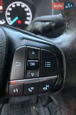 Грузовой фургон Ford Transit 2019 в 
