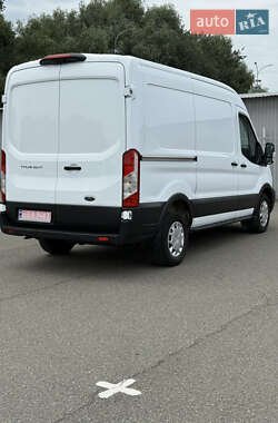 Грузовой фургон Ford Transit 2020 в 