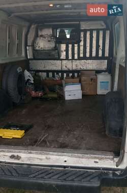 Грузовой фургон Ford Transit 2005 в 