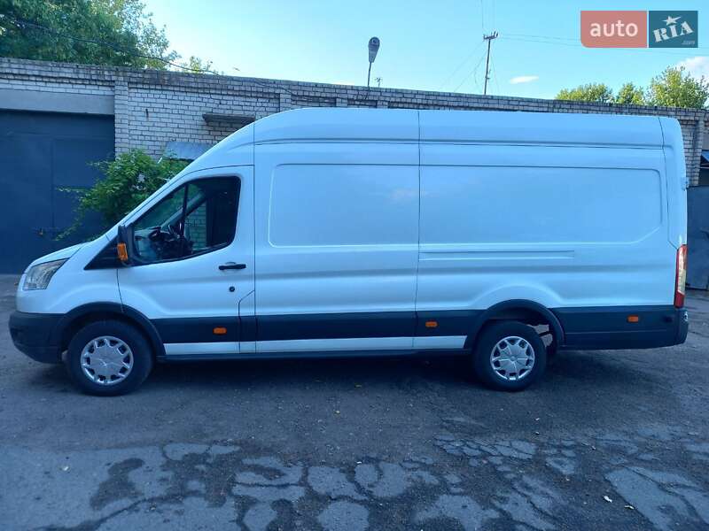 Вантажний фургон Ford Transit 2017 в Миколаєві