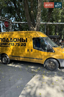 Грузовой фургон Ford Transit 2012 в 
