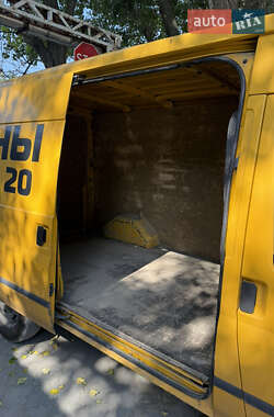 Грузовой фургон Ford Transit 2012 в 