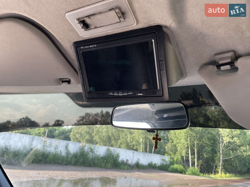 Грузовой фургон Ford Transit 2011 в Коростене