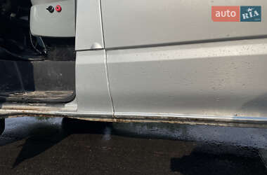 Грузовой фургон Ford Transit 2011 в 