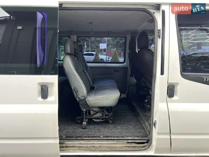 Микроавтобус Ford Transit 2008 в Черновцах