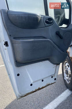Грузопассажирский фургон Ford Transit 2007 в 